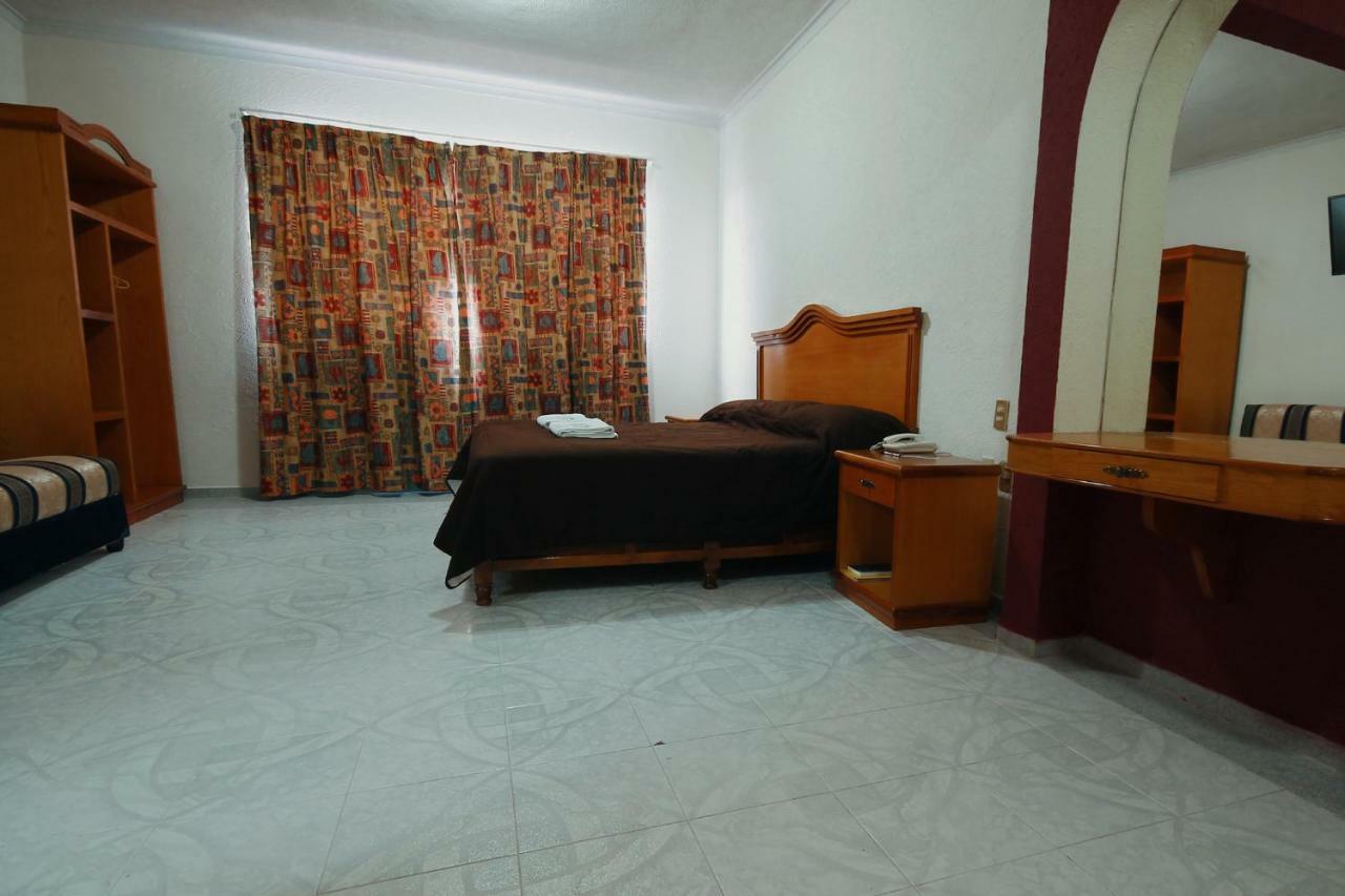Hotel El Conquistador Monarca. Zitácuaro Exterior foto